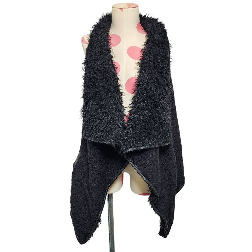 Women's By Together You & I Black Faux Fur Sweater Vest Large Fuzzy Wool Blend